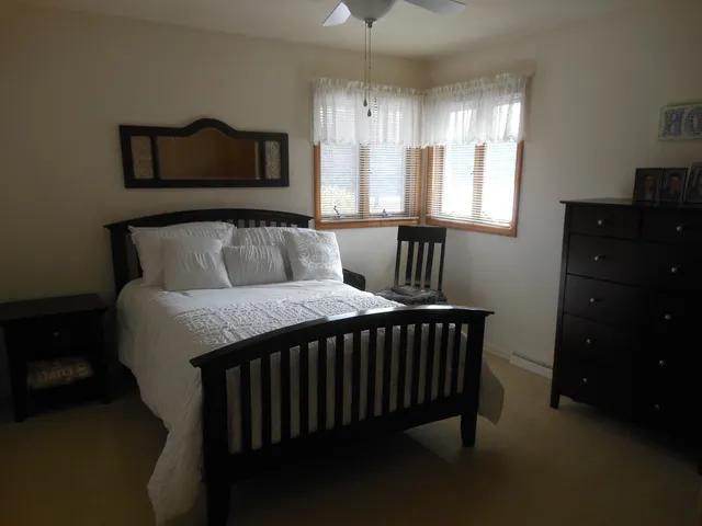 $329,900 | 1616 Heiden Avenue, Crest Hill, IL 60403