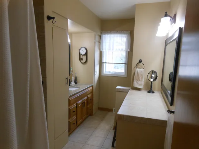 $329,900 | 1616 Heiden Avenue, Crest Hill, IL 60403