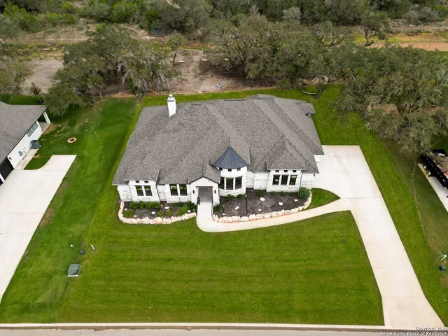 $780,000 | 431 Falcon Cove, Castroville, TX 78009