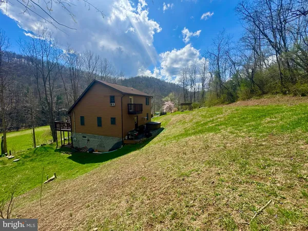 $249,900 | 672 Buffalo Brink Road, Mannington, WV 26582