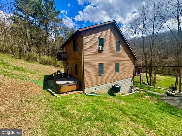 $249,900 | 672 Buffalo Brink Road, Mannington, WV 26582