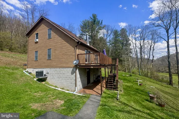 $249,900 | 672 Buffalo Brink Road, Mannington, WV 26582