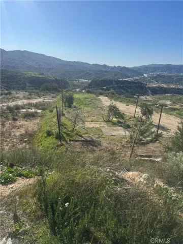 $20,000 | 0 2833026048th, Newhall, CA 91321