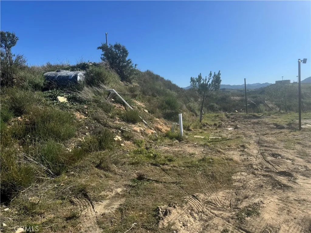 0 2833026048th Newhall, CA 91321 - Photo 5 of 5