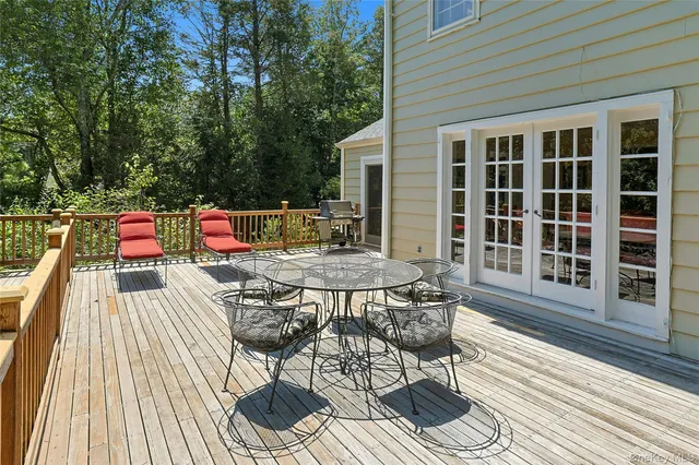 a outdoor view with a sitting space