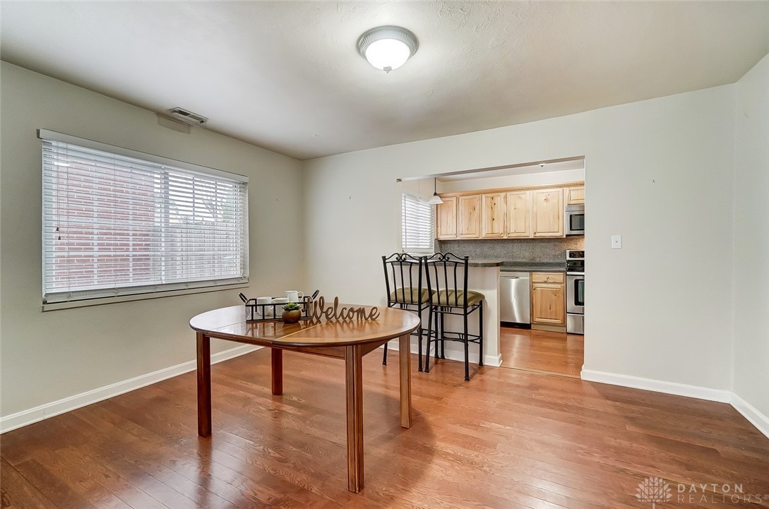 916 Devonshire Road Dayton, OH 45419 - Photo 8 of 35 Gallery Image 8
