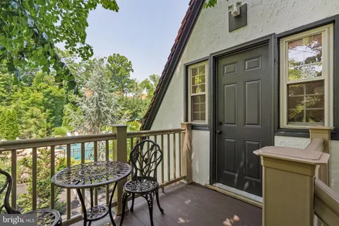 $1,200,000 | 1952 Canterbury Road, Abington, PA 19001