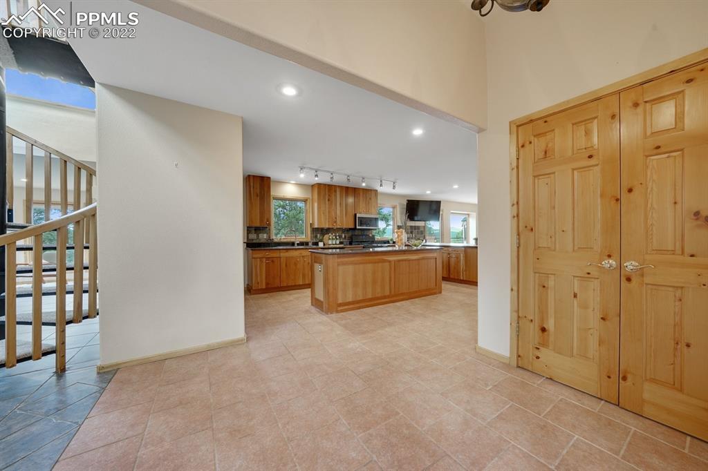 6900 Highway 24 Divide, CO 80814 - Photo 4 of 50 a view of kitchen with kitchen island and stainless steel appliances