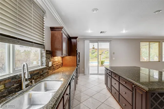 $3,550 | 4225 Terrapin Mountain Avenue, Las Vegas, NV 89129