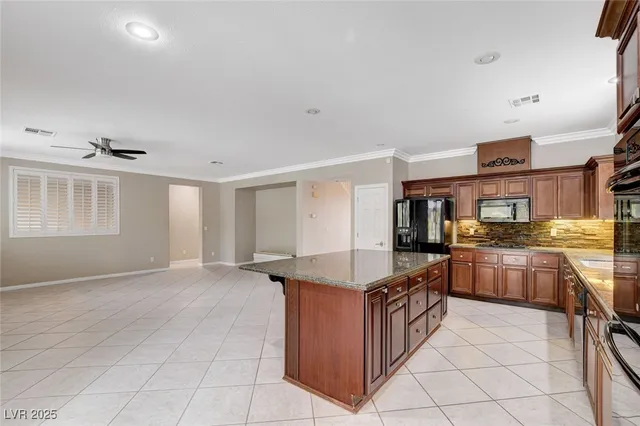 $3,550 | 4225 Terrapin Mountain Avenue, Las Vegas, NV 89129