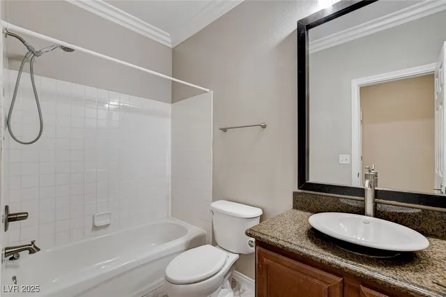 $3,550 | 4225 Terrapin Mountain Avenue, Las Vegas, NV 89129