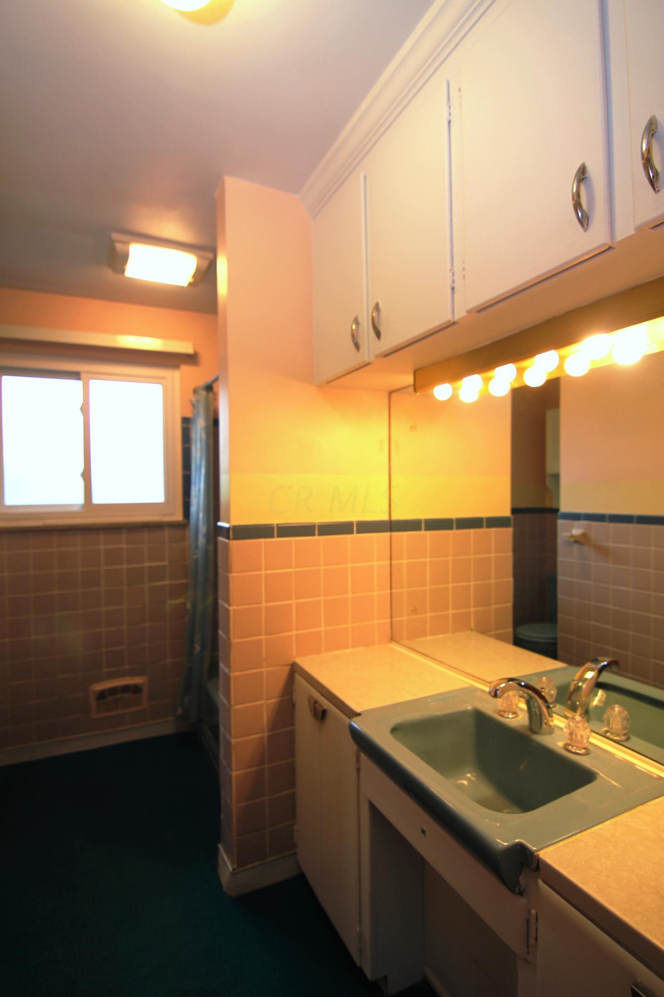 645 South Kellner Road Columbus, OH 43209 - Photo 14 of 25 Gallery Image 14