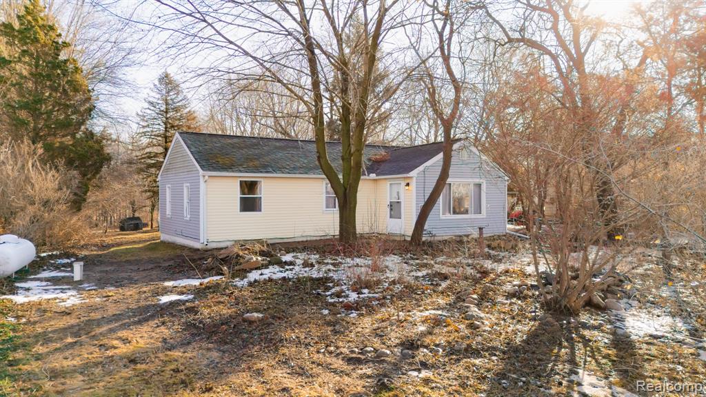 3048 South Webberville Road North Webberville, MI 48892 - Photo 2 of 47