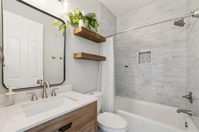 $549,900 | 3816 Eagle Isle Circle, Kissimmee, FL 34746