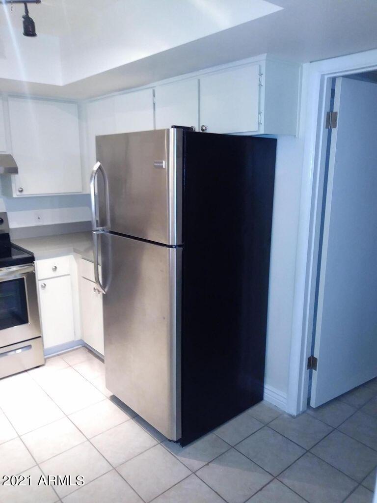 732 West Rice Drive Tempe, AZ 85283 - Photo 6 of 20 20181127002954094525000000-o