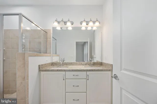 $3,850 | 7412 Rocky Creek Terrace, Annandale, VA 22003