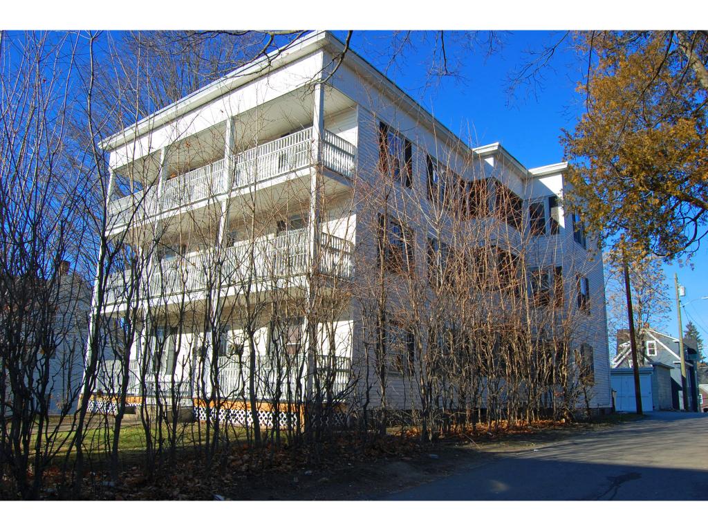 276 Concord Street Manchester, NH 03104 - Photo 1 of 10