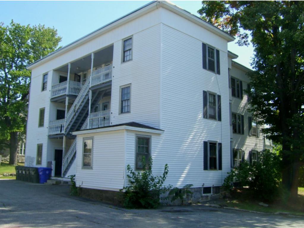 276 Concord Street Manchester, NH 03104 - Photo 6 of 10