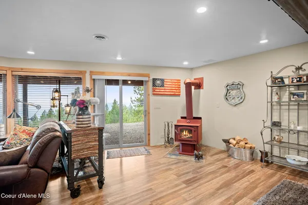 $1,495,000 | 2094 East Driftwood Heights Drive, Harrison, ID 83833