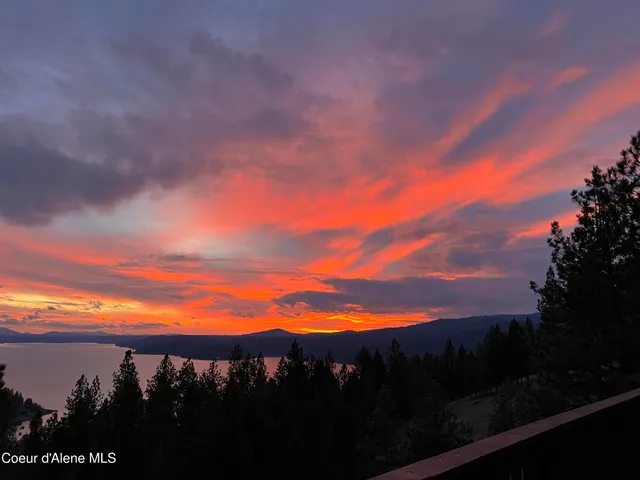 $1,495,000 | 2094 East Driftwood Heights Drive, Harrison, ID 83833