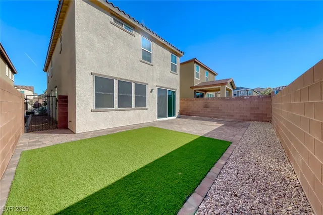 $560,000 | 2569 Boboviste Street, Henderson, NV 89044