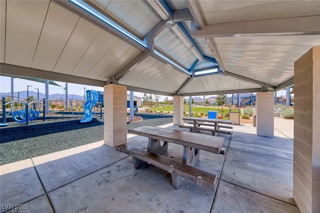 $560,000 | 2569 Boboviste Street, Henderson, NV 89044