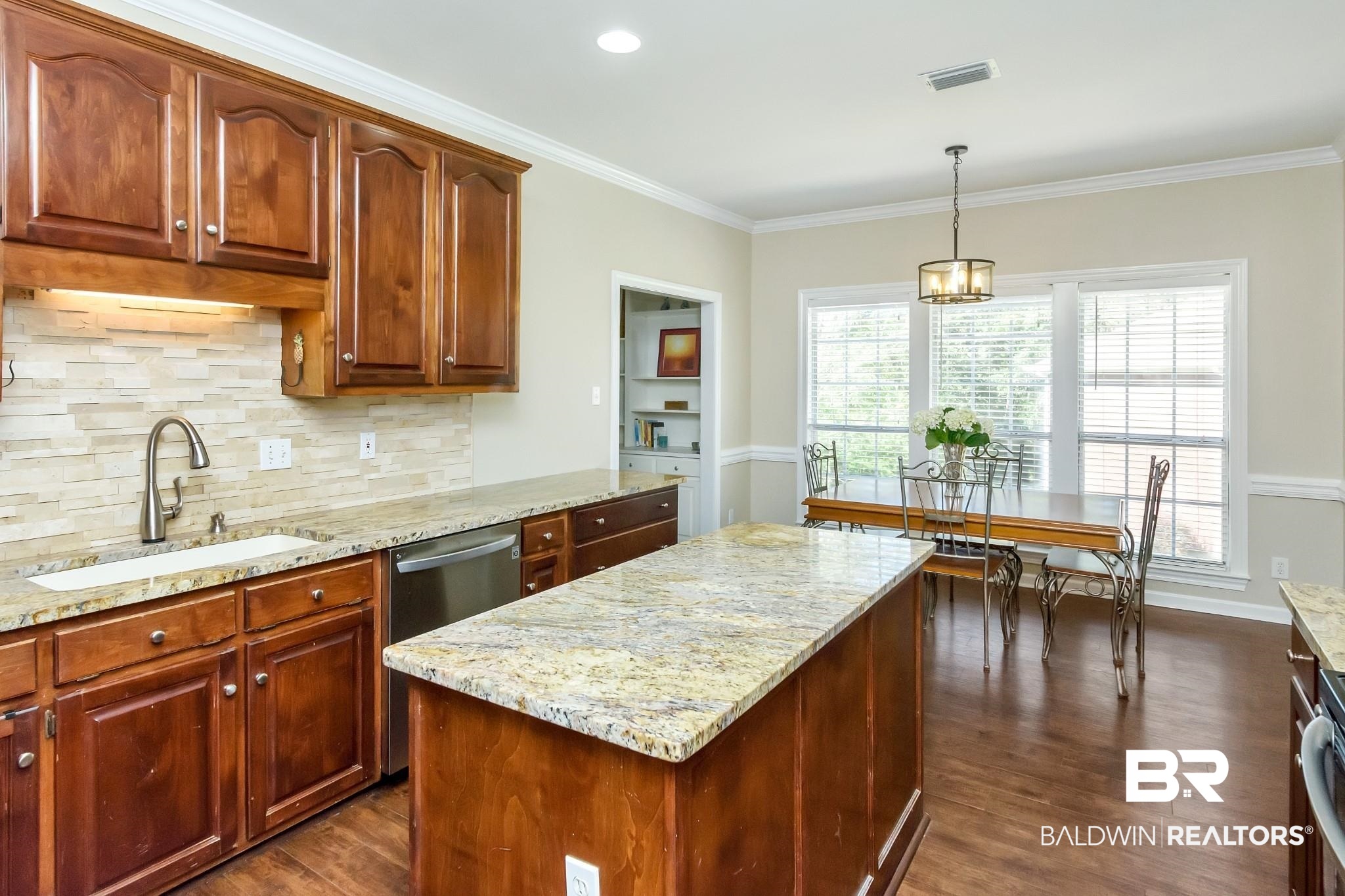 2710 Shanandoah Court West Mobile, AL 36695 - Photo 11 of 38