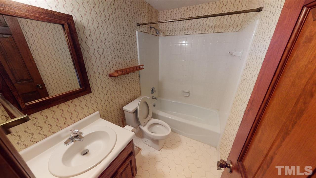 4908 Springwood Drive Raleigh, NC 27613 - Photo 14 of 23 Gallery Image 14