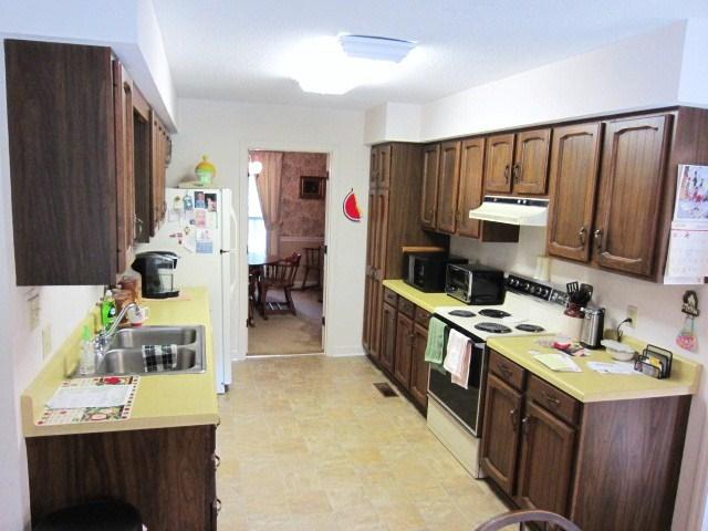 4741 Gibson Road Meggett, SC 29449 - Photo 10 of 56 333