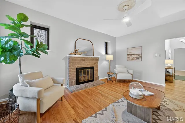 $190,000 | 5559 Pershing Avenue, Unit 1F, St. Louis, MO 63112