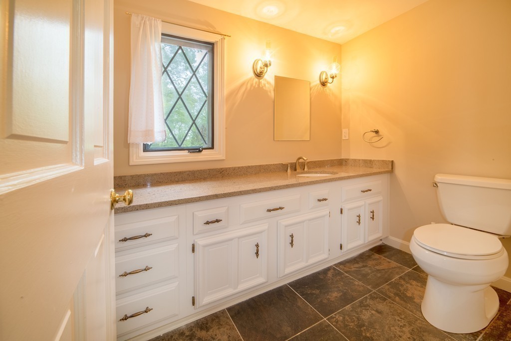 45 Bowditch Road Sudbury, MA 01776 - Photo 8 of 20 Gallery Image 8