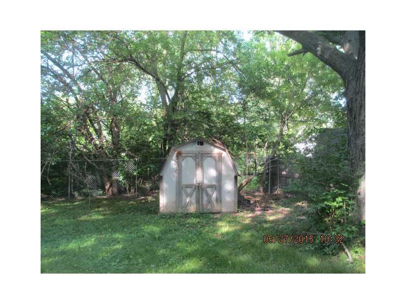 9943 Montery Road Indianapolis, IN 46235 - Photo 3 of 14 Gallery Image 3