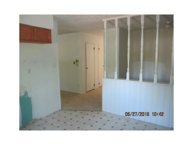9943 Montery Road Indianapolis, IN 46235 - Photo 6 of 14 Gallery Image 6