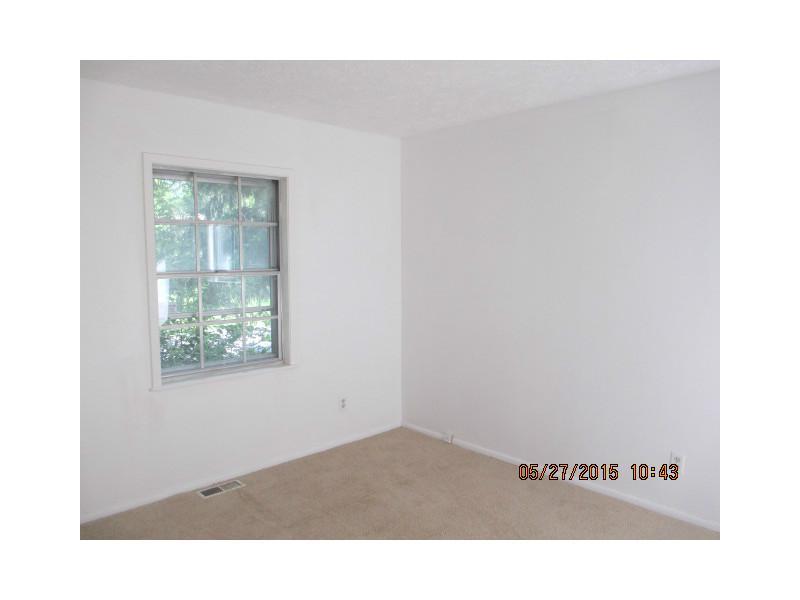 9943 Montery Road Indianapolis, IN 46235 - Photo 9 of 14 Gallery Image 9