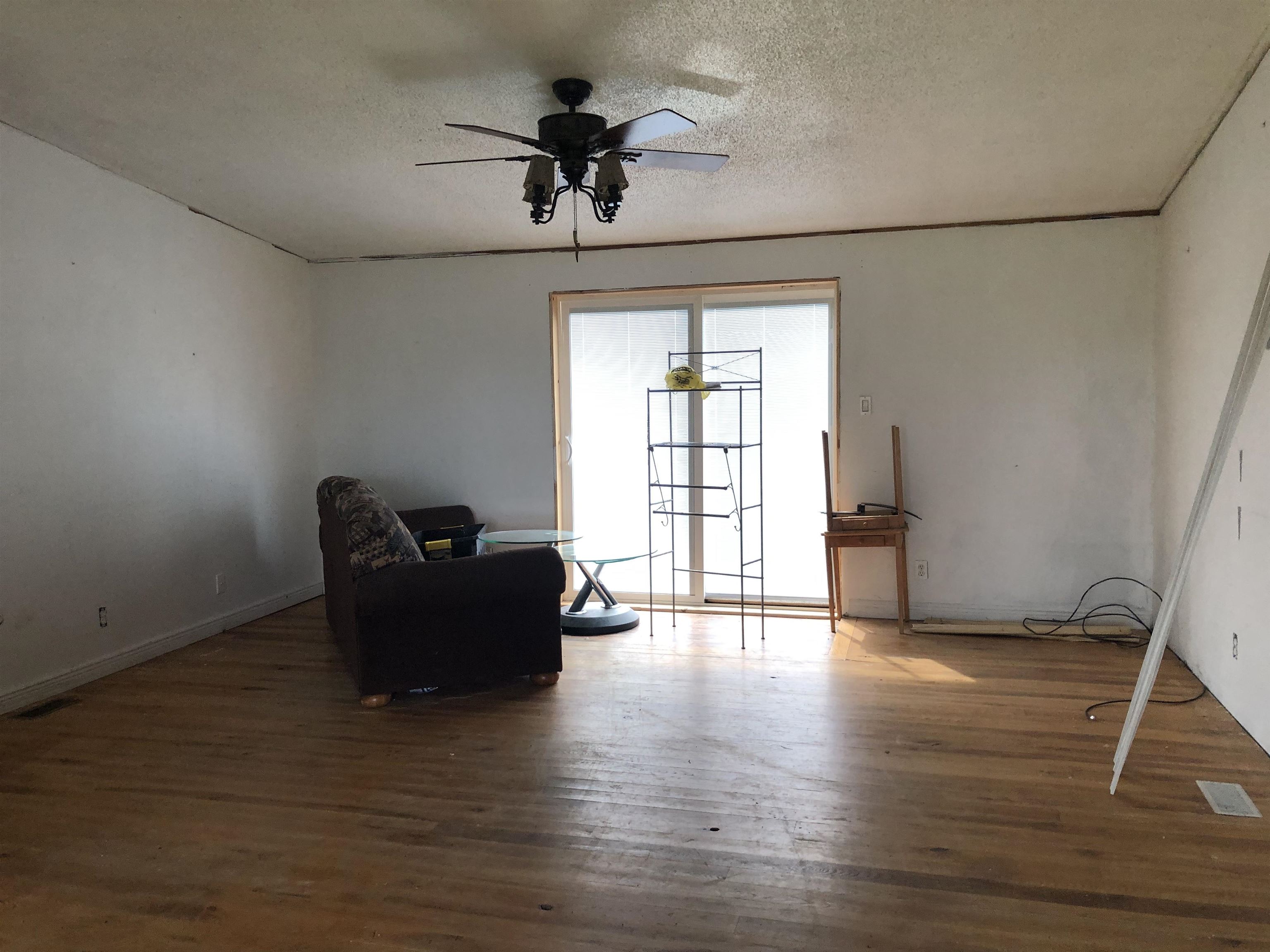 4427 North 7 Mile Road Pinconning, MI 48650 - Photo 6 of 11
