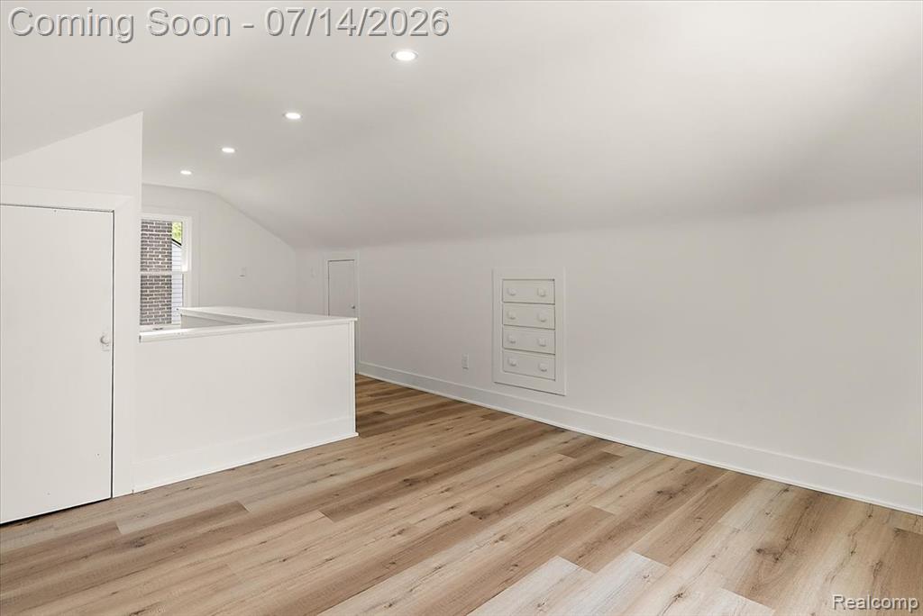 2155 East Eight Mile Road Grosse Pointe, MI 48236 - Photo 28 of 34