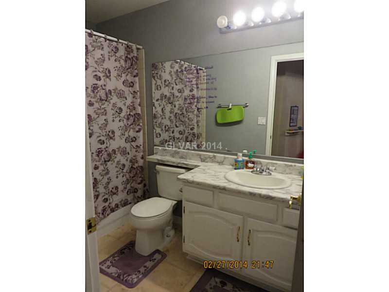 37 Bayridge Road Henderson, NV 89074 - Photo 15 of 17 Property Photo. master bath