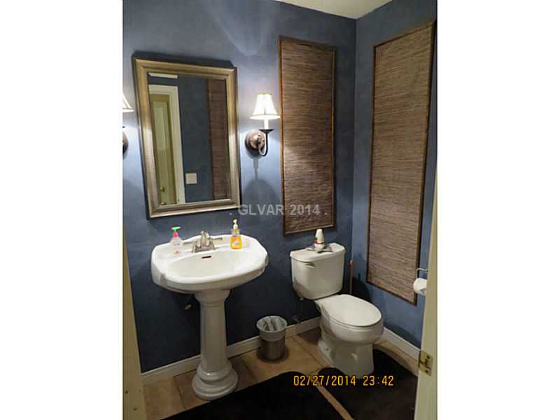 37 Bayridge Road Henderson, NV 89074 - Photo 16 of 17 Property Photo. 2nd bath