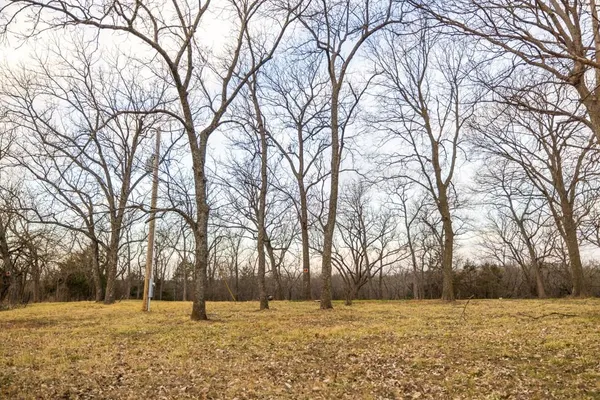$325,000 | Tbd Northwest 871st Road, Centerview, MO 64019