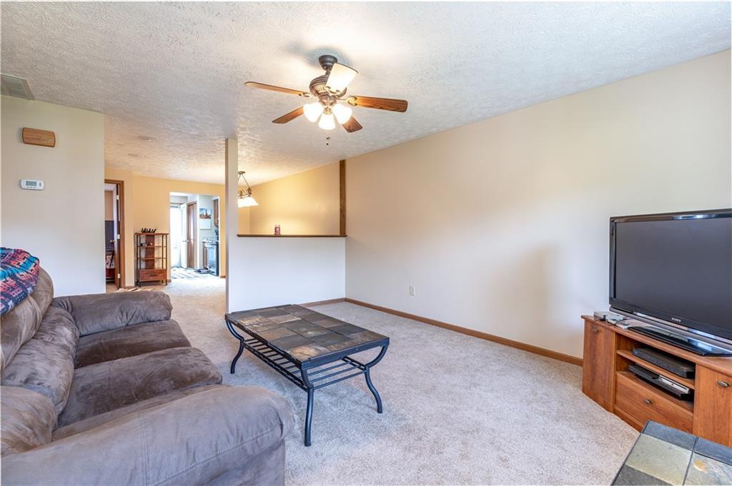 4611 Reno Lane Springfield, OH 45503 - Photo 3 of 20