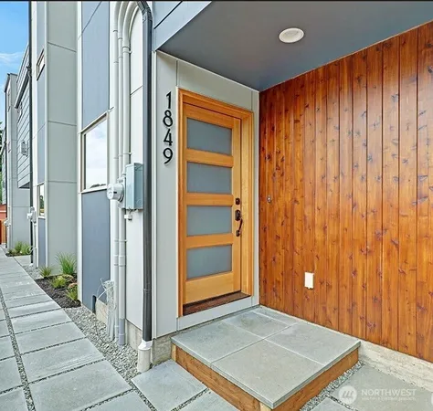 $998,000 | 1849 South King Street, Seattle, WA 98144