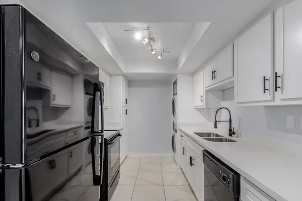 $1,500 | 10444 North 69th Street, Unit 206, Paradise Valley, AZ 85253