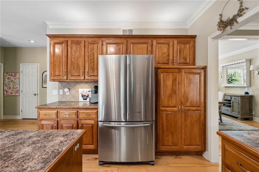 2524 Southwest 12th Circle Lee's Summit, MO 64081 - Photo 11 of 39