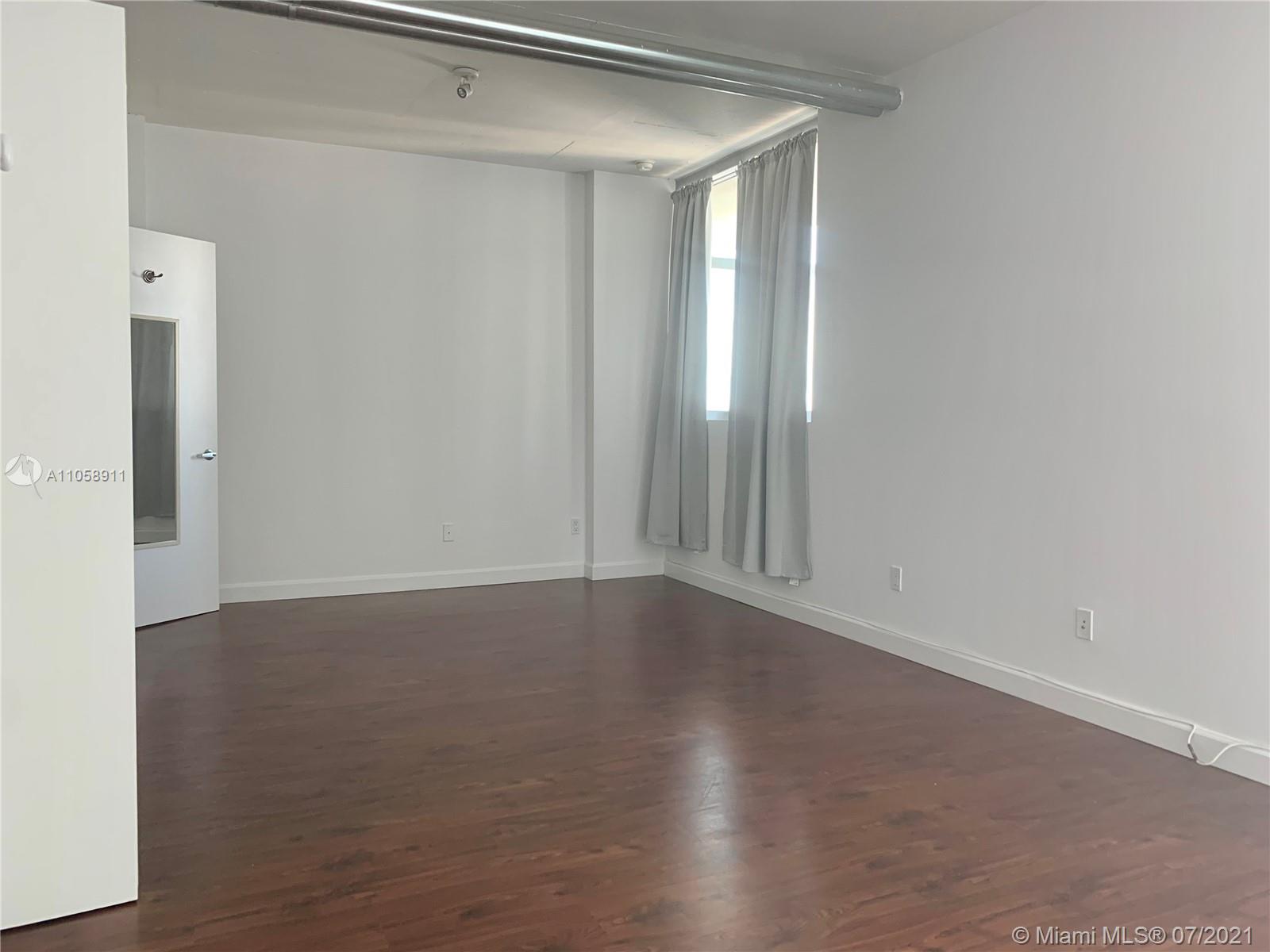 690 Southwest 1st Court, Unit 2730 Miami, FL 33130 - Photo 4 of 13