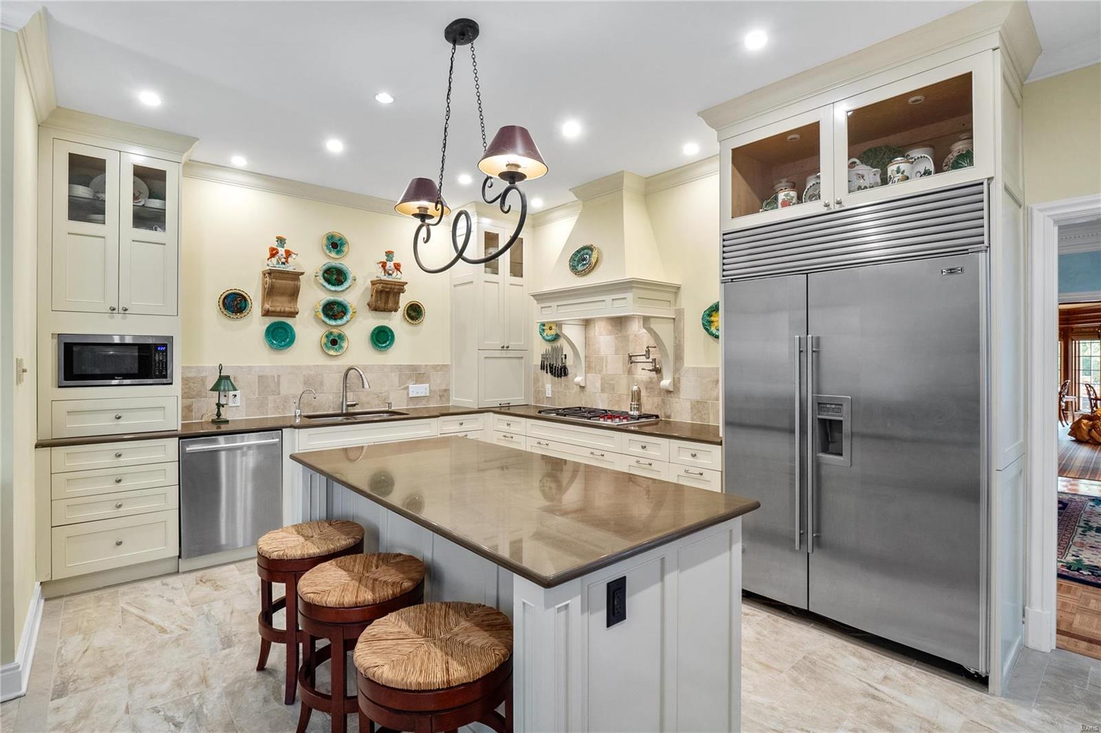 4 Woodbridge Mnr Road St. Louis, MO 63141 - Photo 18 of 57