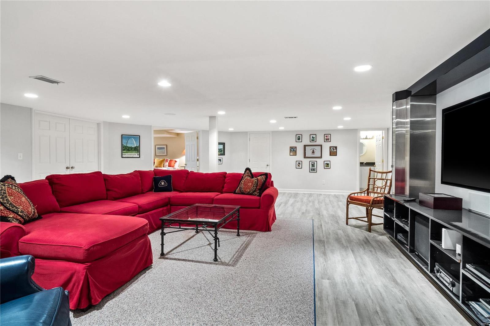 4 Woodbridge Mnr Road St. Louis, MO 63141 - Photo 37 of 57