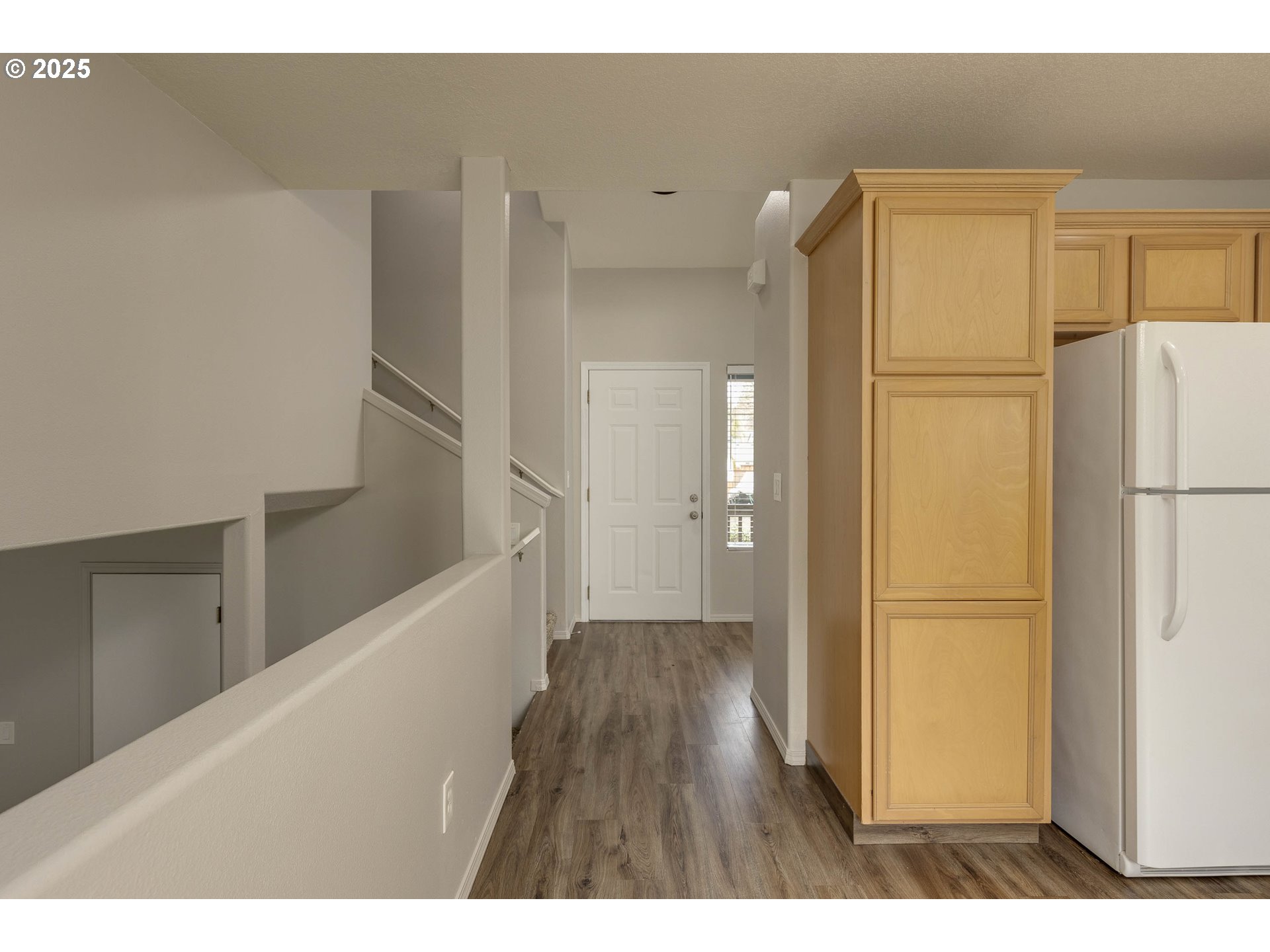 37324 Green Mountain Street Sandy, OR 97055 - Photo 8 of 25 a view of hallway with wooden floor