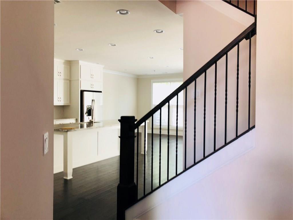 403 Johnson Court Alpharetta, GA 30009 - Photo 11 of 17