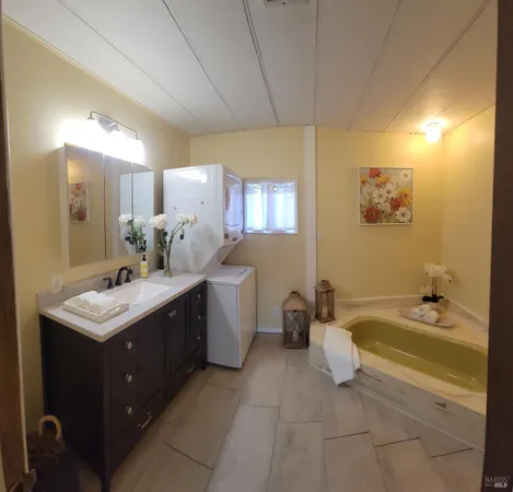 $79,500 | 460 East Gobbi Street, Unit 3, Ukiah, CA 95482