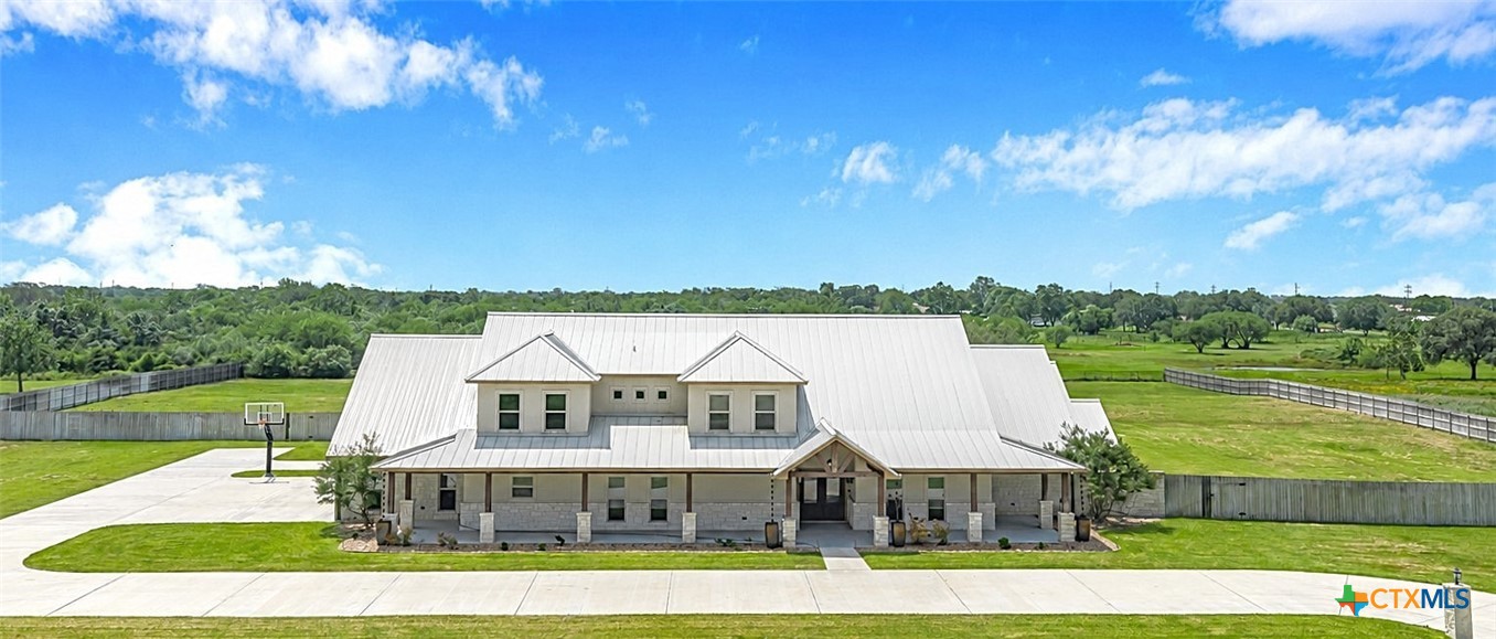 158 Sendera Loop Victoria, TX 77904 - Photo 1 of 47